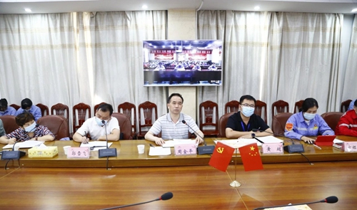 集團召開2020年班組標(biāo)準化建設(shè)檢查和指標(biāo)進班組現(xiàn)場推進會(圖2)