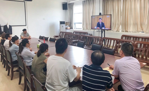 向抗疫英雄致敬！宜化集團組織收看全國抗擊新冠肺炎疫情表彰大會(圖13)