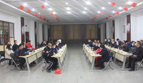 國務(wù)院安委辦?；分攸c縣專家組到新疆天運(yùn)開展安全生產(chǎn)指導(dǎo)服務(wù)工作(圖3)