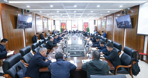 集團(tuán)召開行政例會(huì)強(qiáng)調(diào)：結(jié)好全年硬賬，實(shí)現(xiàn)全年精彩(圖1)