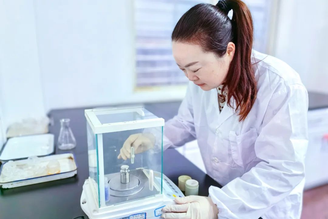 【宜化榜樣】股份公司黃冬燕：立足分析崗位，爭當技術能手(圖3)