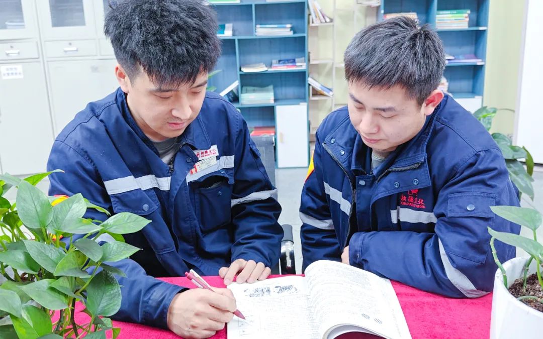 新疆宜化熱電分廠發(fā)電三班：夯實班組基礎，推進自主管理(圖4)