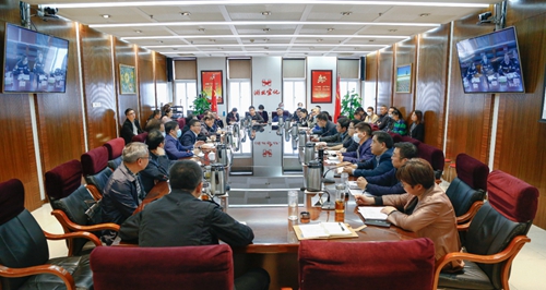集團(tuán)行政辦公會強調(diào)：要突出重點狠抓落實加強溝通 確保今年工作圓滿收官