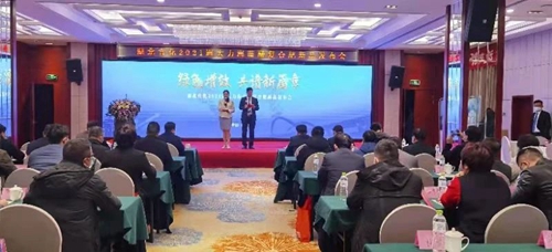 訂貨量目標(biāo)完成138%！湖北宜化2021海大力海藻酸復(fù)合肥新品發(fā)布會(huì)取得圓滿成功